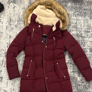Nautica Women's Maroon Puffer Jacket with Faux Fur Trim
